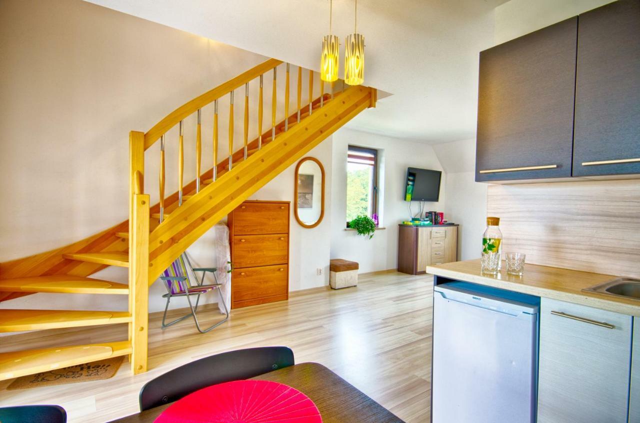 Apartamenty Pod Debem Виче Екстериор снимка